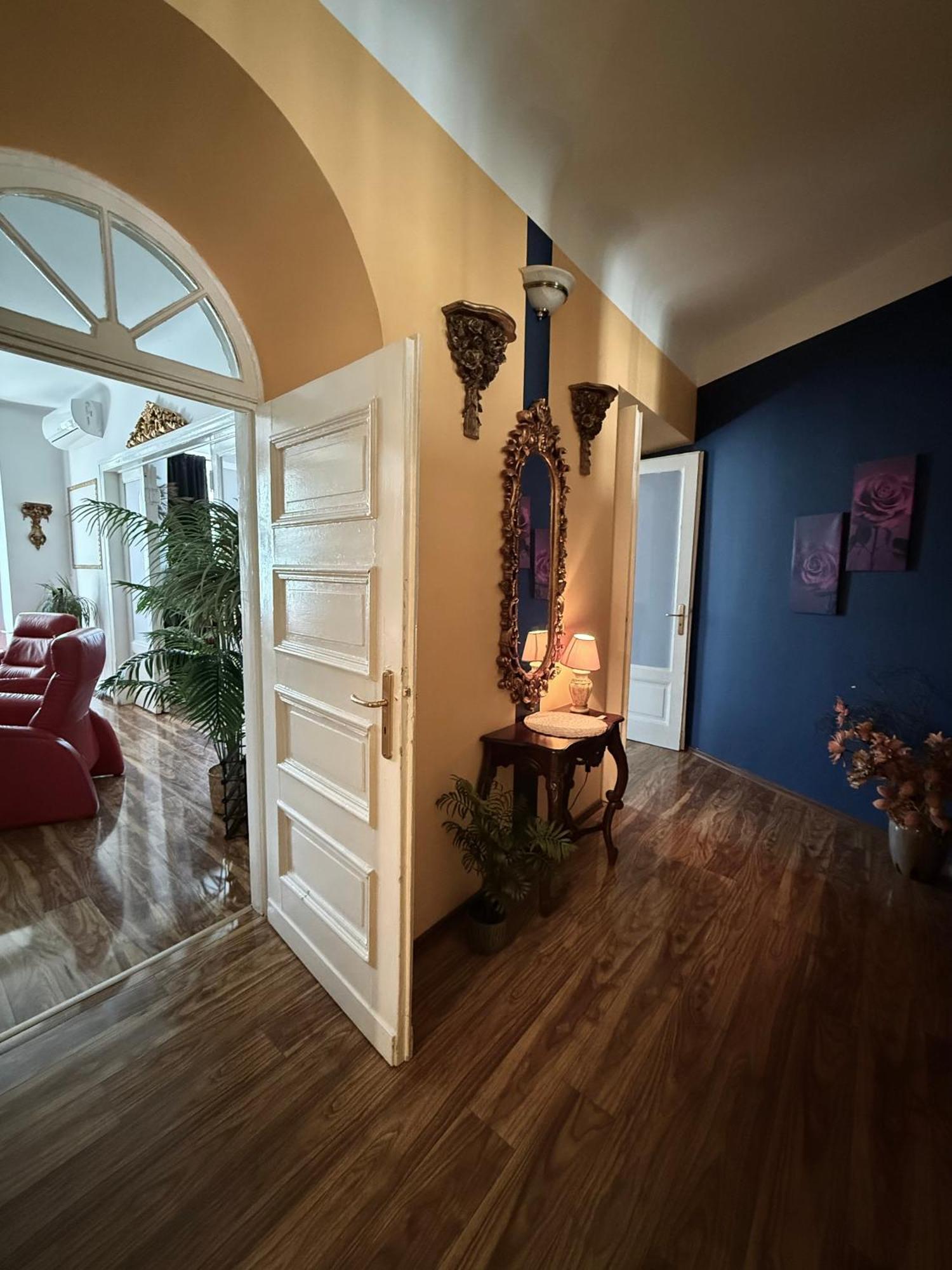 Exclusive Apartment Chmielna Street 95M2 Varsavia Esterno foto